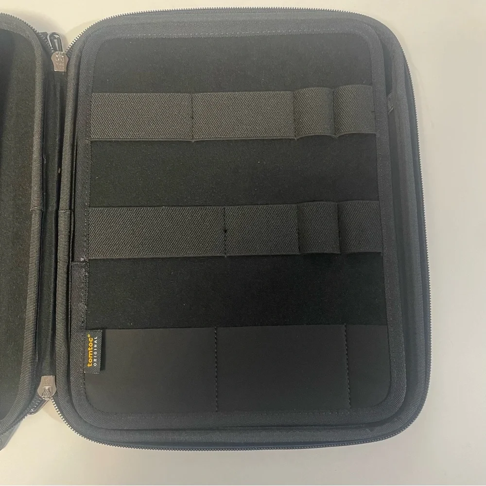 Tomtoc Gray Portfolio Case Model A06-004G